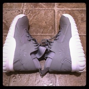 Adidas youth size sneakers